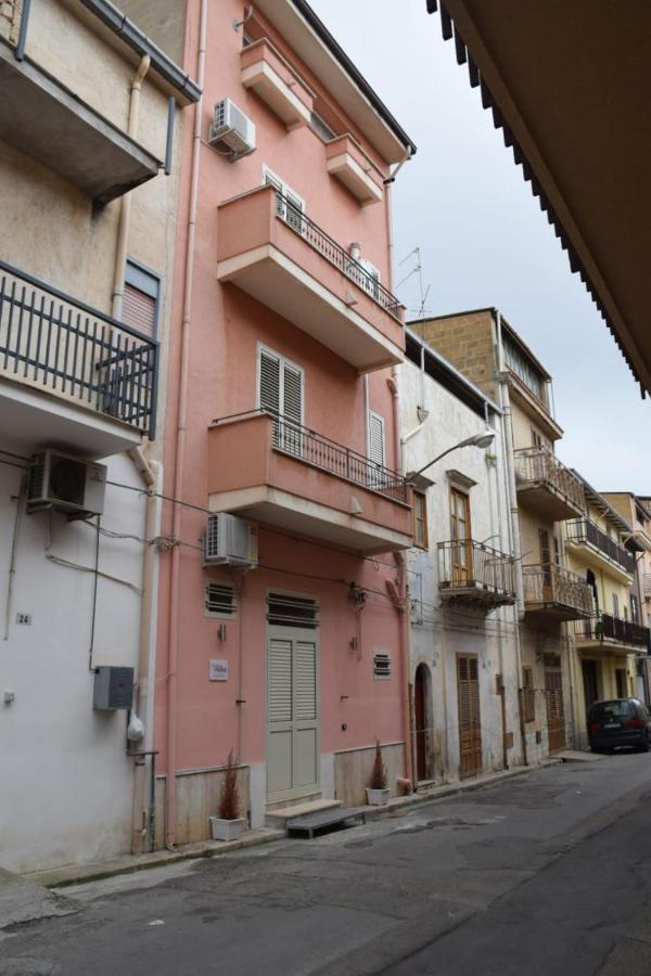 Casa Vacanza Toledo Партинико Екстериор снимка